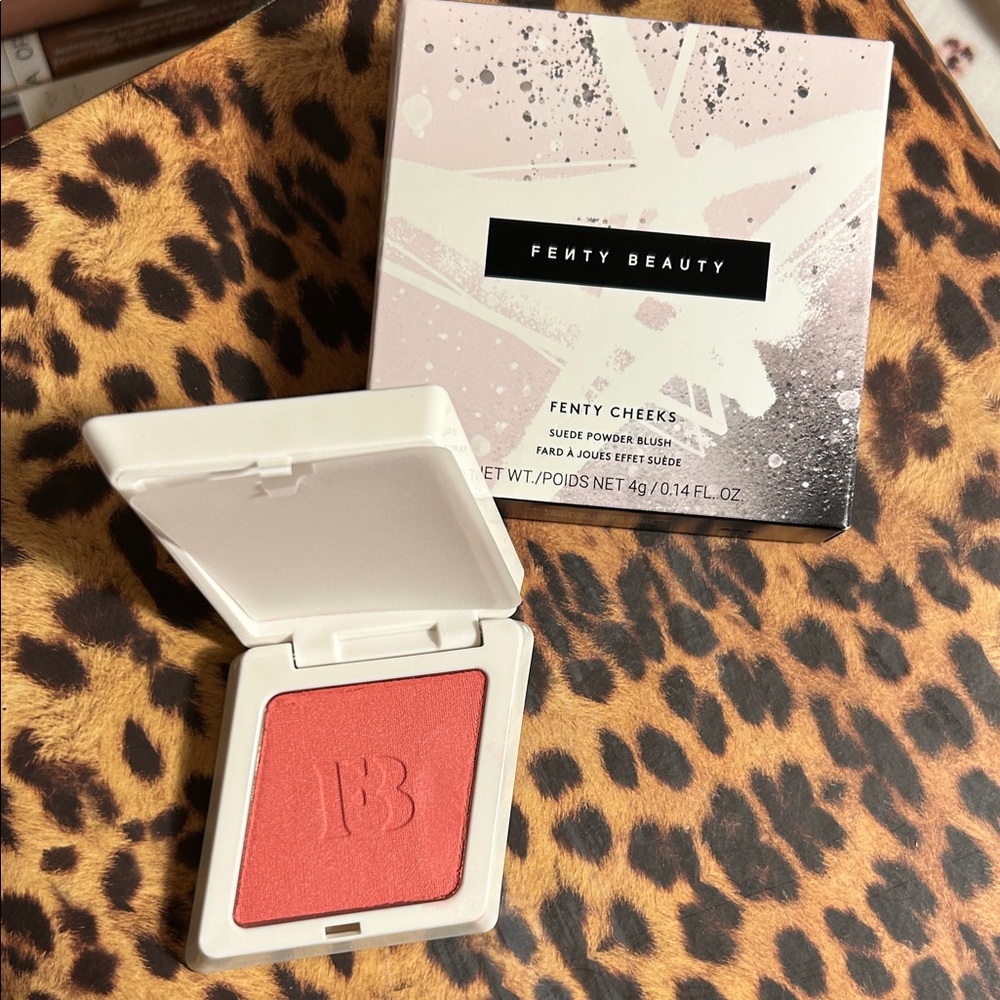 Fenty Beauty “Fenty Cheeks” suede powder blush petal poppin 02 🎄